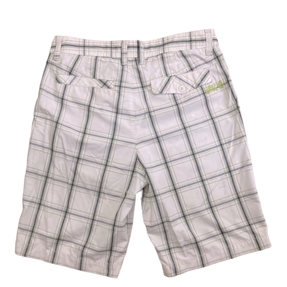 West 49 Shorts. White with Plaid pattern. Men’s Size 34. - Picture 2 of 4